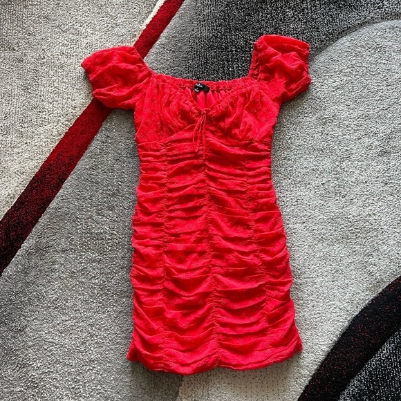 Lulu’s Red Ruched Mini Dress - Picture 1 of 3